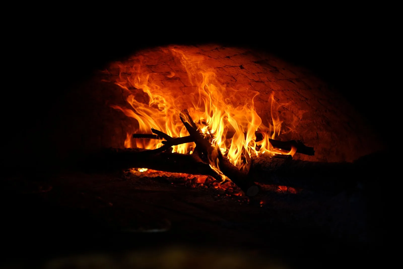 What Makes Coal-Fired Pizza Different?